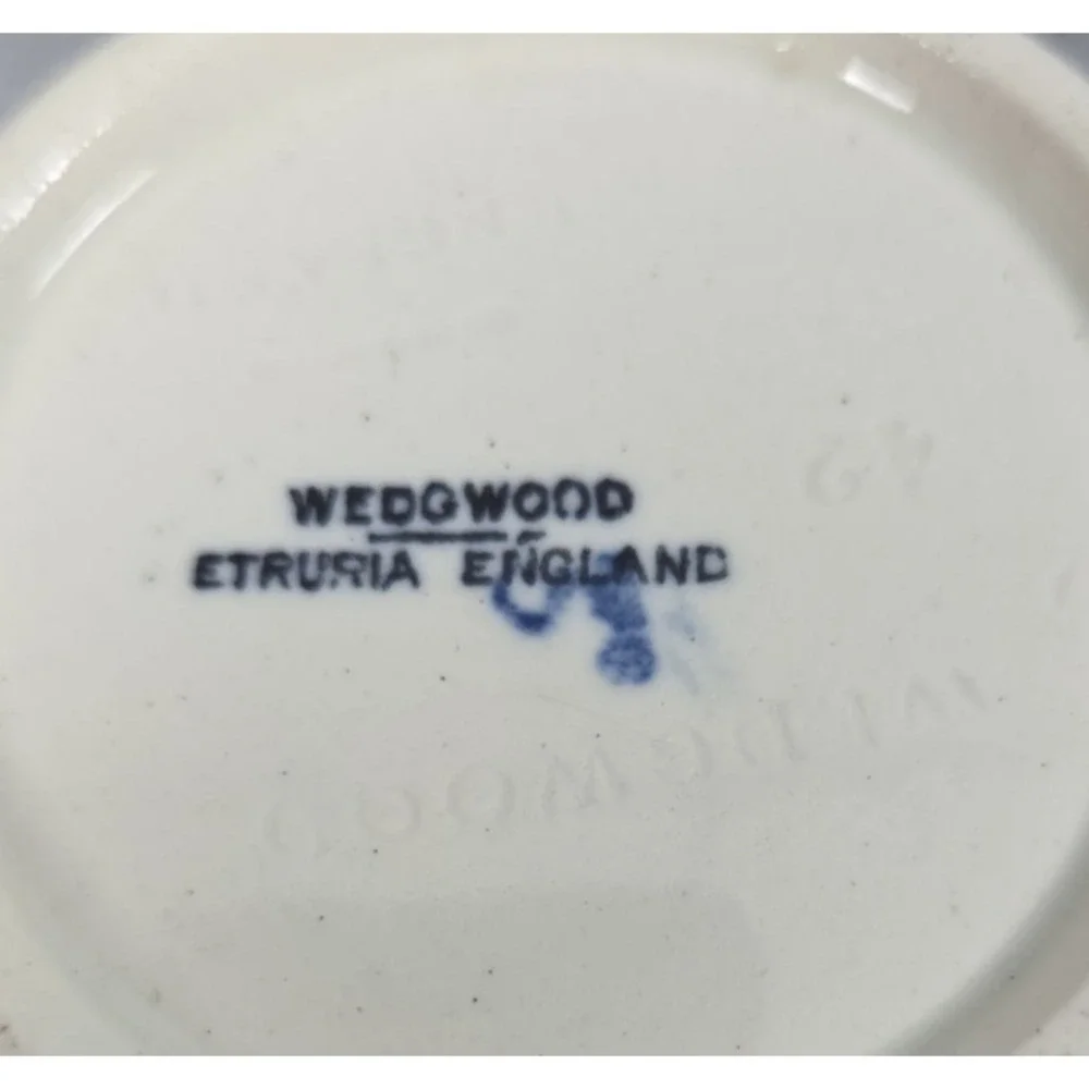 Wedgwood Blue Birds Pheasant Pattern‎ Creamer Mini Tea Pot with Lid 4 Inch